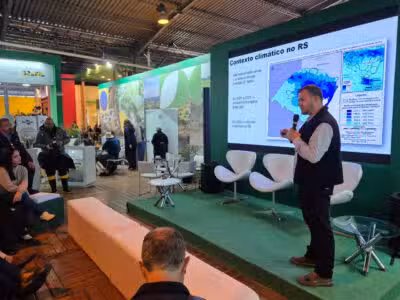 Especialistas enfatizam a necessidade de uma mudança imediata nos sistemas de produção devido à crise climática