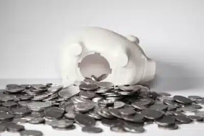 Mega-Sena: Descubra como ganhar R$ 33 milhões em poupança, Tesouro ou CDB Mega-Sena: Descubra como ganhar R$ 33 milhões em poupança, Tesouro ou CDB