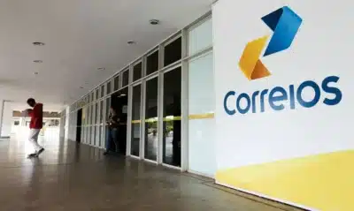 Tião Medeiros cobra explicações sobre empréstimo de R$ 20 bilhões para Correios Tião Medeiros cobra explicações sobre empréstimo de R$ 20 bilhões para Correios