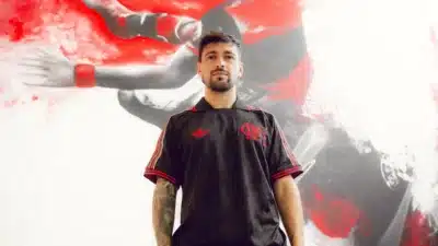 Arrascaeta marca gol contra Palmeiras no Maracanã