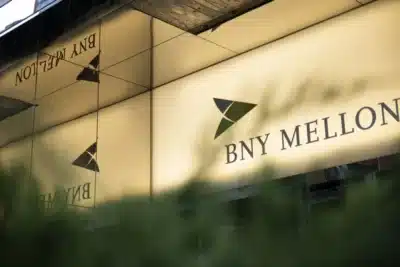 BNY Mellon investiga tokenização de depósitos com blockchain para modernizar pagamentos