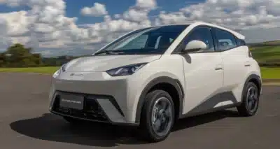 BYD lança Dolphin Mini abaixo de R$ 99 mil no Brasil