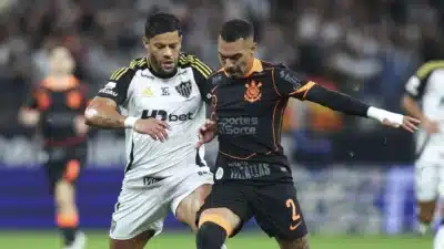 Corinthians vence Atlético-MG com gol de Maycon e sonha com objetivos