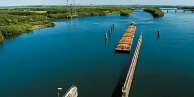 Hidrovias do Brasil alerta: transporte no Paraguai pode parar em 15 dias