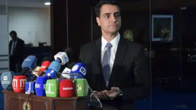 Renan Filho e JHC duelam no duelo pelo governo de Alagoas