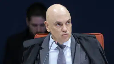 Moraes vota por condenação de “Abin paralela” em decisão polêmica