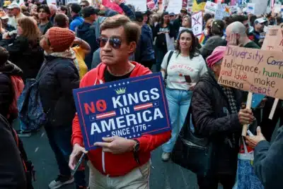 Trump enfrenta protestos em massa nos EUA