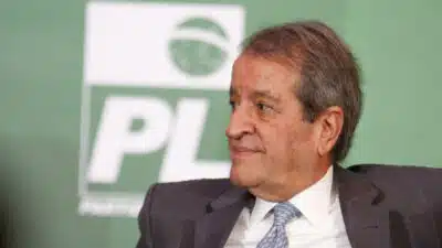 Moraes busca reabrir processo contra Valdemar Costa Neto