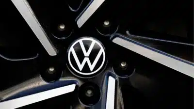 Montadoras Europeias em Crise: Suspensão de Exportações da Nexperia