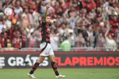 Pedro brilha em vitória do Flamengo na ‘final’ do Brasileirão
