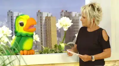 Ana Maria Braga homenageia Tom Veiga em 26 anos do “Mais Você”