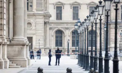 Laurence des Cars critica alarmes e pede delegacia no Louvre