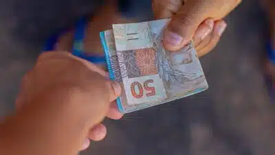 Auxílio Emergencial: Mais de 177 Mil Famílias Devolverão Pagamentos