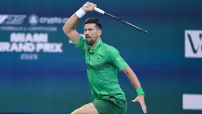 Djokovic abandona Masters de Paris por problemas físicos
