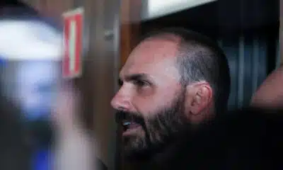 Eduardo Bolsonaro arquivado por Comissão de Ética da Câmara