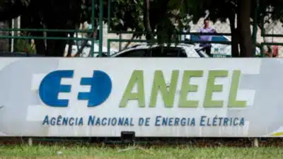 Aneel aprova compensação a consumidores por apagões prolongados