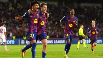 Barcelona vence Olympiacos com hat-trick de Fermín e segue na Champions