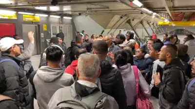 ViaQuatro: Falha causa lentidão e suspende transferências na Linha 4-Amarela