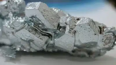 EUA e Austrália firmam acordo de minerais e terras raras