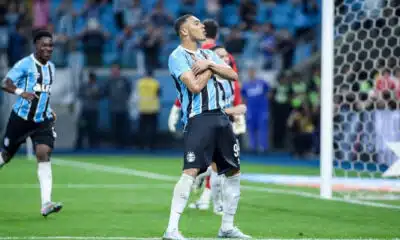 Grêmio supera São Paulo por 2 a zero; Crespo comanda time na nonagésima sextava colocação