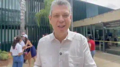 Márcio Macêdo anuncia saída do governo para disputar eleição. Deseja sorte a Guilherme Boulos