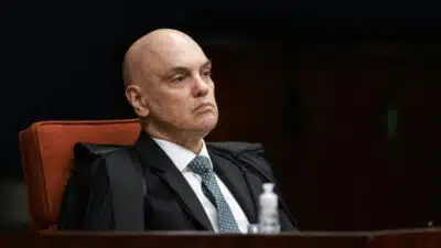 Moraes vota por condenação do núcleo da “desinformação” no caso do golpe