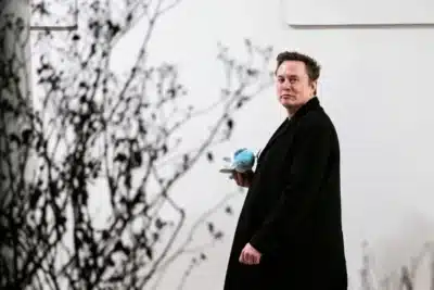 Elon Musk elogia bitcoin: “Não tem como falsificar” criptomoeda
