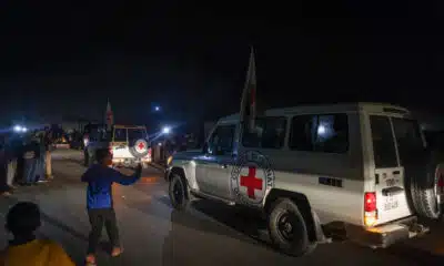 Israel entrega corpos de palestinos para Gaza, com denúncias de abuso