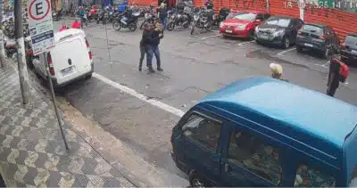 Vítimas de Assalto: Homens são baleados na 25 de Março, SP