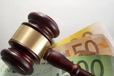 Investidores lucram com financiamento de processos judiciais: guia completo