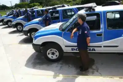 Polícia Federal desmantela esquema de combustível e lavagem de dinheiro em 3 estados Polícia Federal desmantela esquema de combustível e lavagem de dinheiro em 3 estados
