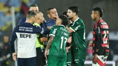 Flamengo x Palmeiras: Dublador revela polêmica sobre pênalti em jogo
