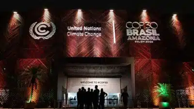 COP30 em Belém: Acordo Tênue na ONU, Promessa de Financiamento e Críticas Globais