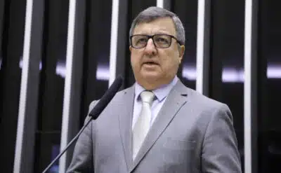 Deputado propõe classificar crimes como terrorismo e federaliza combate ao crime