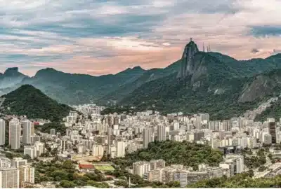 Rio de Janeiro atrai recorde de 1,8 milhão de turistas internacionais em 2025