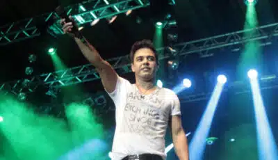 Zezé Di Camargo Cancela Especial de Natal no SBT e Causa Polêmica