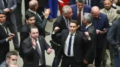 Lula vetará projeto de dosimetria: 63,3&percnt; do Brasil se opõe à lei