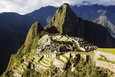 Acidente Grave em Trem em Machu Picchu: Maquinista Morre e Vários Feridos