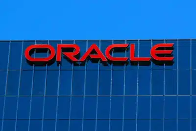 Ações da Oracle caem 11&percnt; com dúvidas sobre investimentos em IA e crescimento