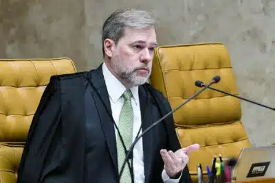 STF Decide Manter Audiência Master: Toffoli Confronta Versões em Caso de Fraude