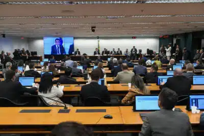 Acordo LDO 2025: Governo e Congresso definem cronograma de emendas e marco fiscal