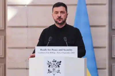 Zelensky celebra avanços em negociações de plano de paz com EUA