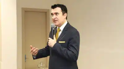 Alysson Mascaro: USP abre processo por acusações de assédio e abuso sexual