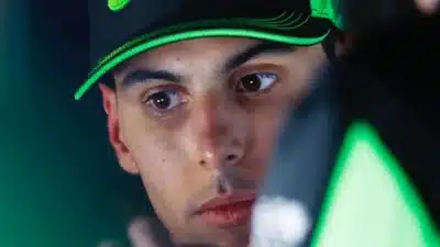 Gabriel Bortoleto Alcança Sétimo Lugar no GP de Abu Dhabi em Desempenho Promissor