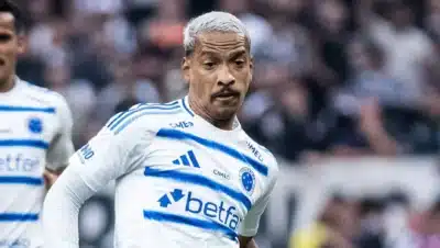 Corinthians e Cruzeiro duelam com intensidade na semifinal da Copa do Brasil!