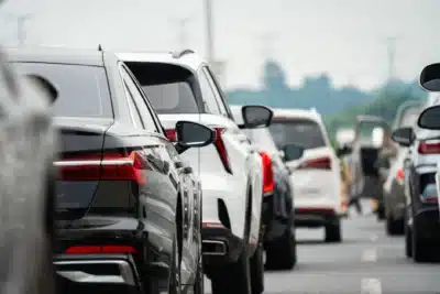 Trânsito pesado na Anchieta-Imigrantes: Congestionamento no litoral preocupa!