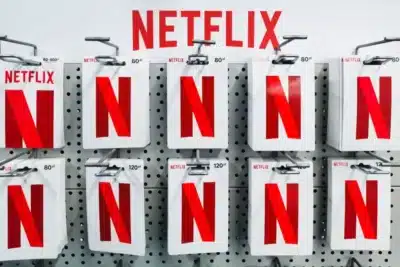 Netflix e Warner Bros. Discovery se enfrentam em disputa por aquisição e futuro do streaming