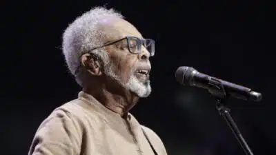 Bela Gil fala sobre o fim da turnê de Gilberto Gil e desejo de mudança