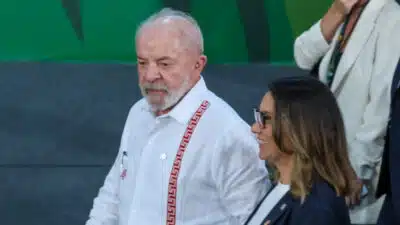 Lula discute violência contra mulheres com ministros e lideranças do Judiciário