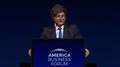 Bolsonaro indica Flávio como pré-candidato à Presidência em 2026